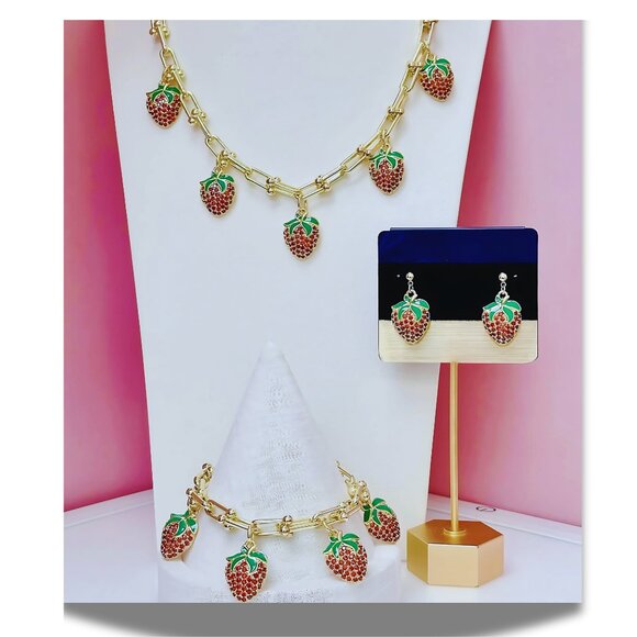 NEW Strawberry Charm Link Chain Bracelet 14K Gold Cubic Zirconia CZ Crystals - Picture 3 of 7